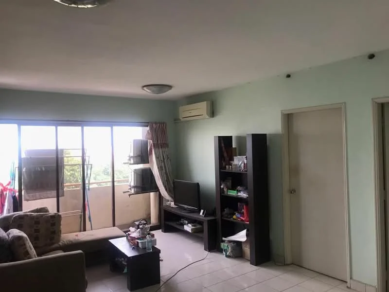 Living features: light green painted walls, white ceiling, tile flooring, 3-seater fabric sofa in beige, coffee table, wall-mounted TV, TV console, 1 wall-mounted split AC, floor-to-ceiling windows, sheer curtains, balcony view, built-in shelving unit, decorative items on shelves; style: modern; view: garden.