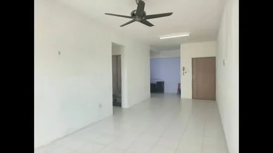Living features: white painted walls, tile flooring, 5-blade ceiling fan, recessed lighting, door leading to hallway, open layout, large windows, neutral decor; style: modern.