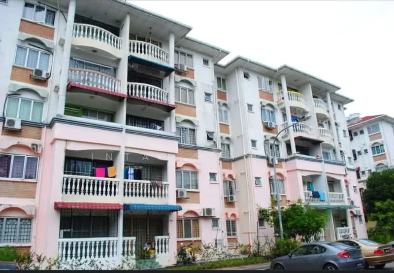 Exterior type: low-rise apartment block; features: white painted facade, balconies with railings, multiple air conditioning units visible, brick accents, laundry hanging on balconies, manicured landscaping, street view, multiple storeys; style: modern.