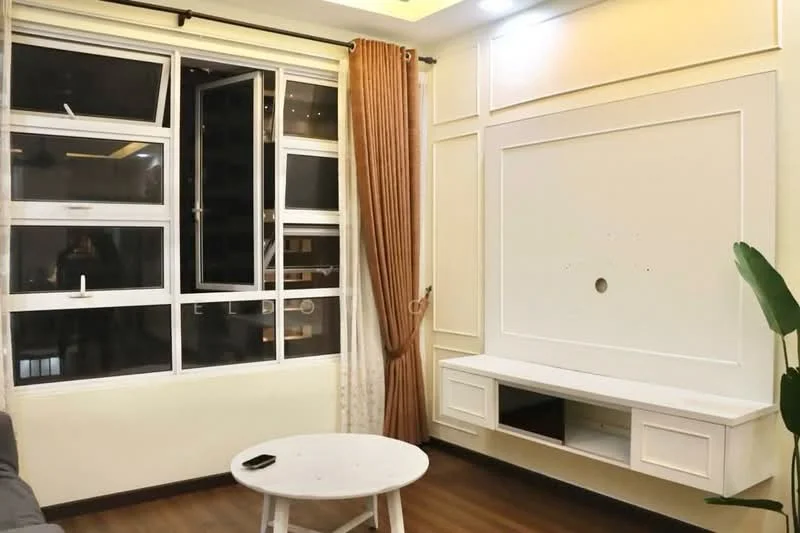 Living features: large windows with multiple panes, cream painted walls, wooden flooring, white wall-mounted TV console, round coffee table, curtains in beige, decorative plant, recessed lighting, crown moulding; style: modern; view: city.
