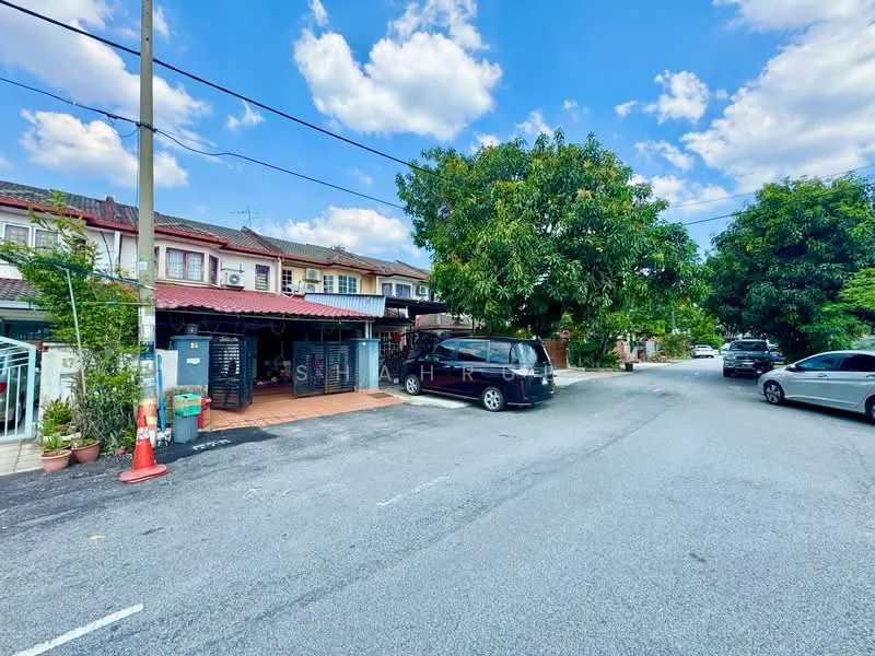Exterior type: linked terrace house; features: two-storey linked terrace houses, red tiled roof, white painted facade, front porch area, manicured lawn, mature trees, paved driveway, street view, surrounded by greenery; style: modern.