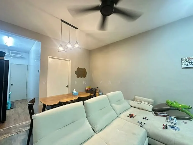 Living features: 3-seater fabric sofa in white, ceiling fan with 5 blades, wooden dining table for 4, pendant lighting with multiple bulbs, light grey painted walls, laminate flooring, decorative wall art, children's toys on the floor; style: modern.