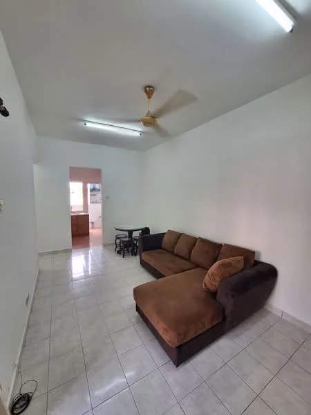 Living features: L-shape sectional sofa in brown, coffee table, ceiling fan, white painted walls, tile flooring, recessed lighting, open layout to kitchen, natural light from doorway; style: modern.