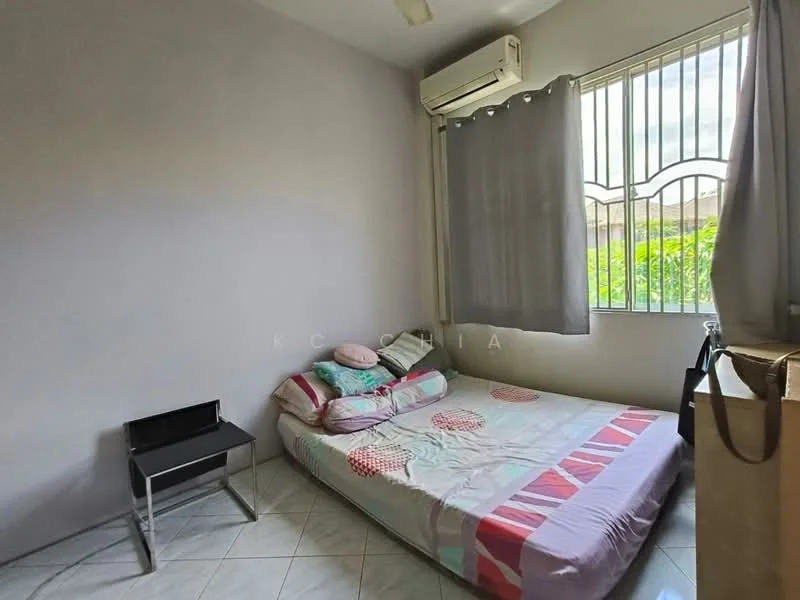 Bedroom features: queen-size bed, decorative bedspread with patterns, 2 pillows, 1 bedside table, floor-to-ceiling window, curtains, wall-mounted split AC, white painted walls, glossy tile flooring; view: garden.
