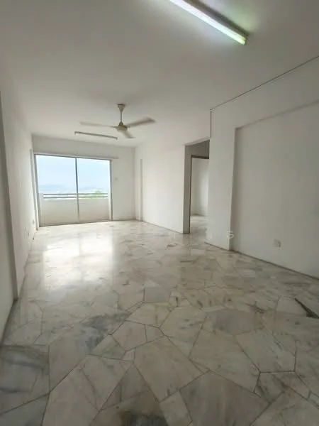 Living features: marble flooring, white painted walls, ceiling fan, large window with city view, natural light, open layout, no visible furniture, neutral color scheme; style: modern; view: city.