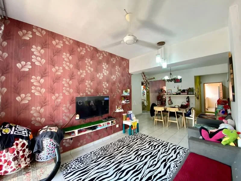 Living features: floral wallpaper in red and cream, white painted walls, grey sofa, black and white zebra print area rug, wall-mounted TV, open shelving unit, ceiling fan with light, dining table with chairs, decorative items on shelves, floor tiles in light grey, green accent wall, doorway leading to another room; style: modern.