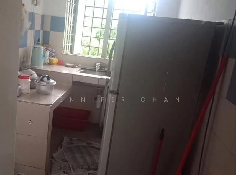 Kitchen features: single-bowl stainless-steel sink, chrome pull-down faucet, white tiled backsplash, light grey countertop, white cabinetry, stainless-steel fridge, freestanding stove, window with grid pattern, tile flooring, red plastic storage container, cleaning supplies, kitchen utensils; view: garden.
