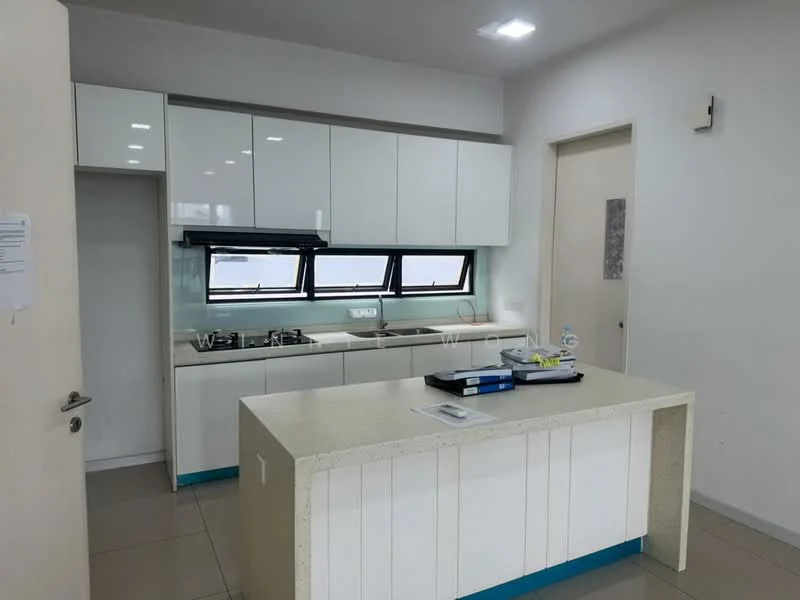 Kitchen features: white flat-panel cabinets, light-colored countertop, stainless-steel gas hob, built-in oven, double-bowl stainless-steel sink, chrome pull-down faucet, glass splashback, three-panel windows, tile flooring, recessed LED downlights, kitchen island with seating, open shelving, wall-mounted range hood; style: modern.