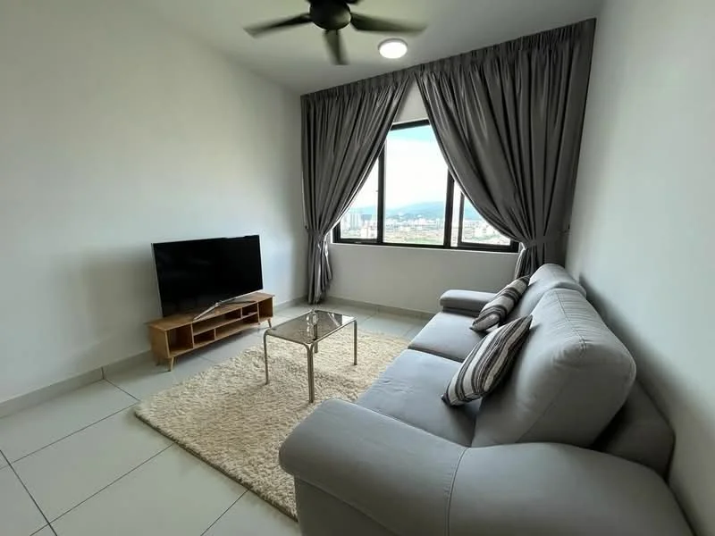 Living features: 3-seater fabric sofa in light grey, coffee table with glass top, area rug with plush texture, floor-to-ceiling window, curtains in grey fabric, wall-mounted TV, light ceiling fan, white painted walls, tile flooring; style: modern; view: city.