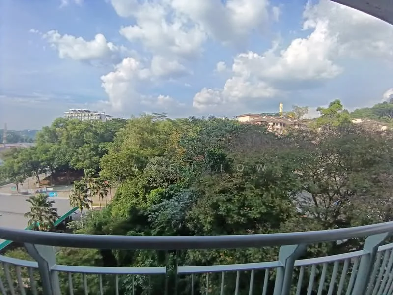 Room view: garden.