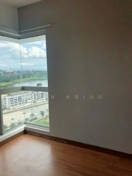 Room features: large floor-to-ceiling window, lake view, grey painted walls, wood laminate flooring, roller blinds; style: modern; view: lake.