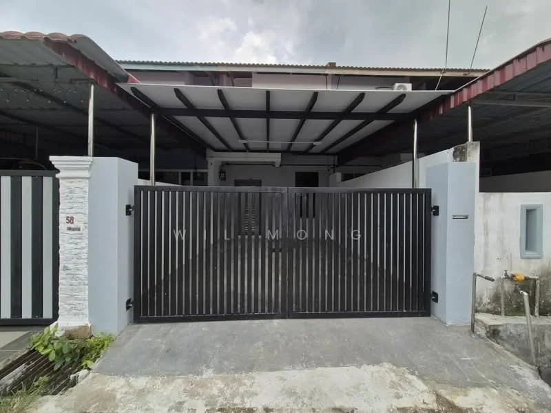 Exterior type: linked terrace house; features: black metal gate, white painted facade, stone cladding on wall, covered car porch, concrete driveway, roof with overhang, visible drainage, surrounding greenery; style: modern.