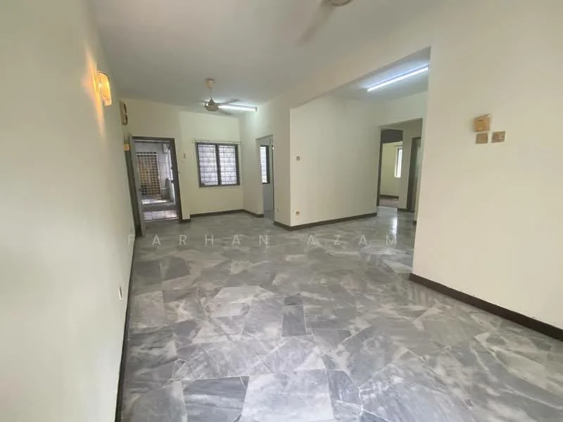 Room features: marble flooring, white painted walls, ceiling fan, recessed lighting, multiple doorways, large windows, neutral color scheme, open layout; style: modern.