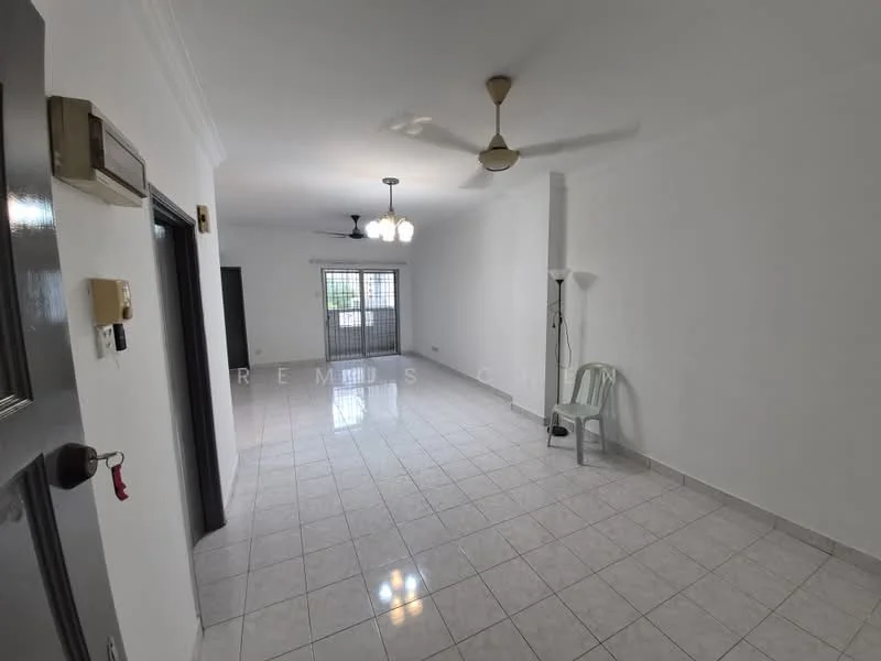 Living features: white painted walls, glossy ceramic tile flooring, 5-blade ceiling fan, recessed downlights, large sliding glass door, window with grille, floor-to-ceiling windows, single floor lamp, plastic chair; style: minimalist.