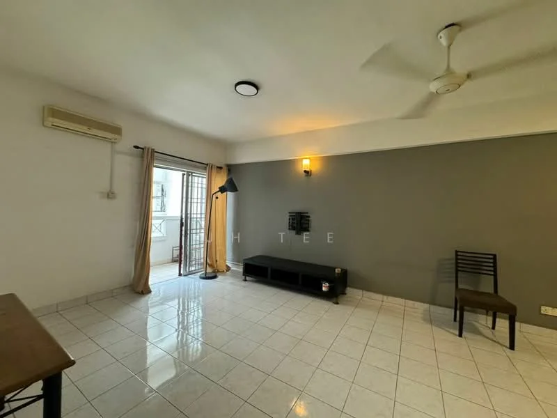Living features: white painted walls, grey accent wall, ceramic tile flooring, 5-blade ceiling fan with light, floor-to-ceiling windows, sliding glass door, sheer curtains, black TV console, single chair, dining table, air conditioning unit; style: modern.