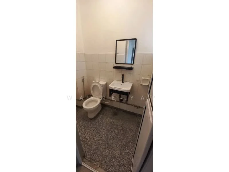 Bathroom features: white tiled walls, grey floor tiles, single-sink vanity with mirror, chrome basin mixer faucet, one-piece toilet, toilet paper holder, soap dish, wall-mounted mirror; style: modern.
