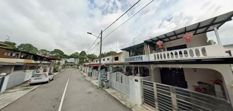 Exterior type: linked terrace house; features: two-storey houses, white painted facade, balconies with railings, car porch, driveway, manicured lawn, street lighting, surrounded by greenery, paved walkway, fenced front yard; style: modern.