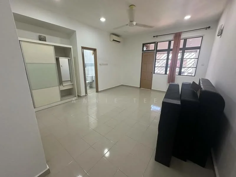 Living features: white painted walls, glossy ceramic tile flooring, ceiling fan, large windows with natural light, neutral color curtains, built-in shelving unit, wooden door, air conditioning unit; style: modern.