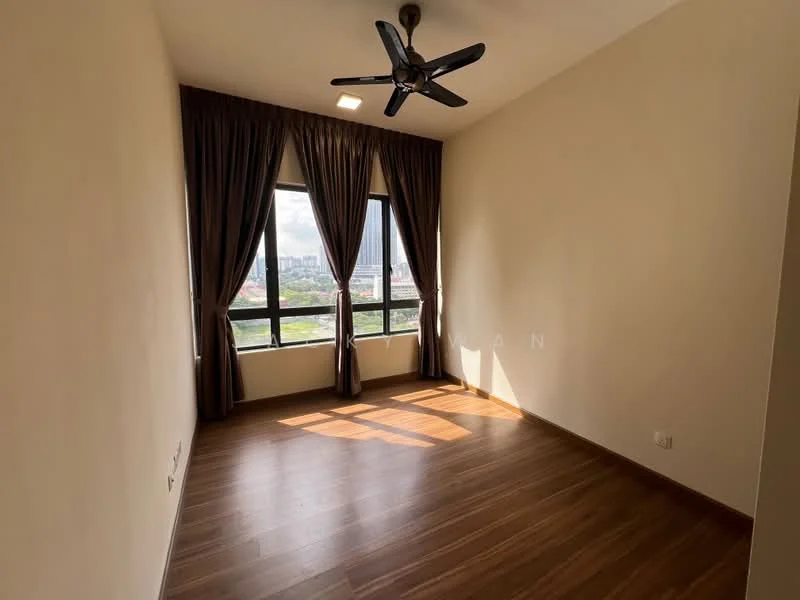 Bedroom features: wooden flooring, cream painted walls, floor-to-ceiling windows, blackout curtains, 5-blade ceiling fan, city view; style: modern; view: city.