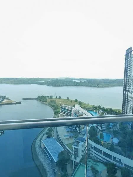 Room view: water.