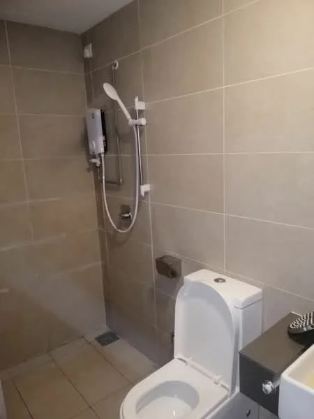 Bathroom features: wall-mounted showerhead, handheld shower, chrome shower mixer, one-piece toilet, tile cladding on walls, ceramic tile flooring, vanity with sink, mirror above vanity; style: modern.