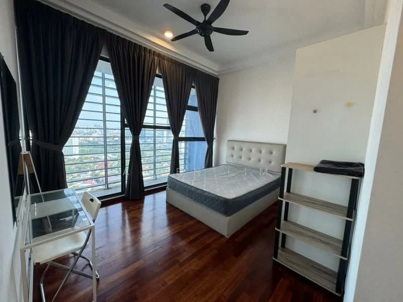 Bedroom features: king-size bed with upholstered headboard, floor-to-ceiling windows, blackout curtains, 5-blade ceiling fan, wooden flooring, study desk with chair, open shelving unit, city view; style: modern; view: city.