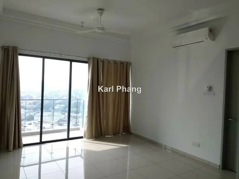 Living features: floor-to-ceiling windows, sliding glass door, cream painted walls, white ceiling, 5-blade ceiling fan, wall-mounted split AC, light-colored tile flooring, curtains, city view; style: modern; view: city.