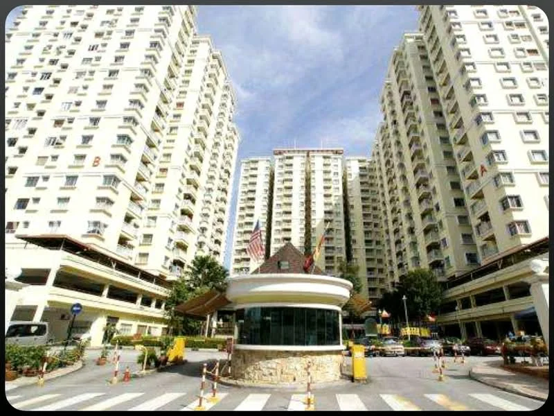 Exterior type: high-rise condominium; features: white painted facade, glass curtain wall, double-volume main lobby, guard house at entrance, gated entry, surrounded by mature greenery, multi-storey car park, driveway with interlocking pavers; style: modern.