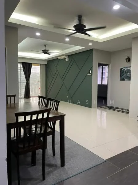 Living features: white painted walls, green accent wall with geometric pattern, polished ceramic tile flooring, tray ceiling with recessed lighting, 2 ceiling fans, floor-to-ceiling windows, blackout curtains, dining table with 4 chairs, area rug, wall-mounted artwork; style: modern.