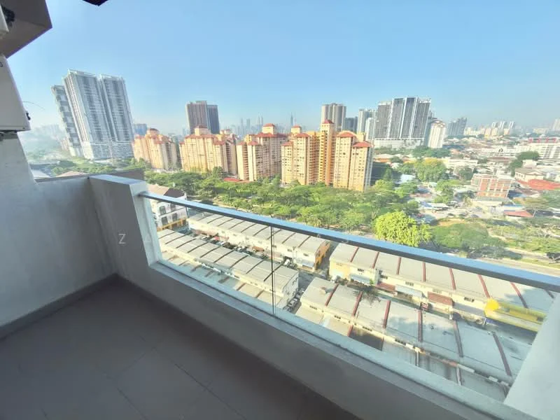 Room features: glass railing, concrete flooring, city skyline view, balcony, outdoor space; style: modern; view: city.