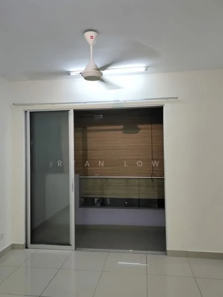 Platinum Lake PV 21, Setapak