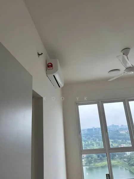 Room features: wall-mounted split AC, ceiling fan, floor-to-ceiling windows, white painted walls; view: city.
