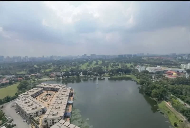 Exterior type: low-rise apartment block; features: view of lake, surrounded by greenery, near golf course, multiple low-rise buildings, landscaped grounds, waterfront access, urban skyline in background; style: modern.