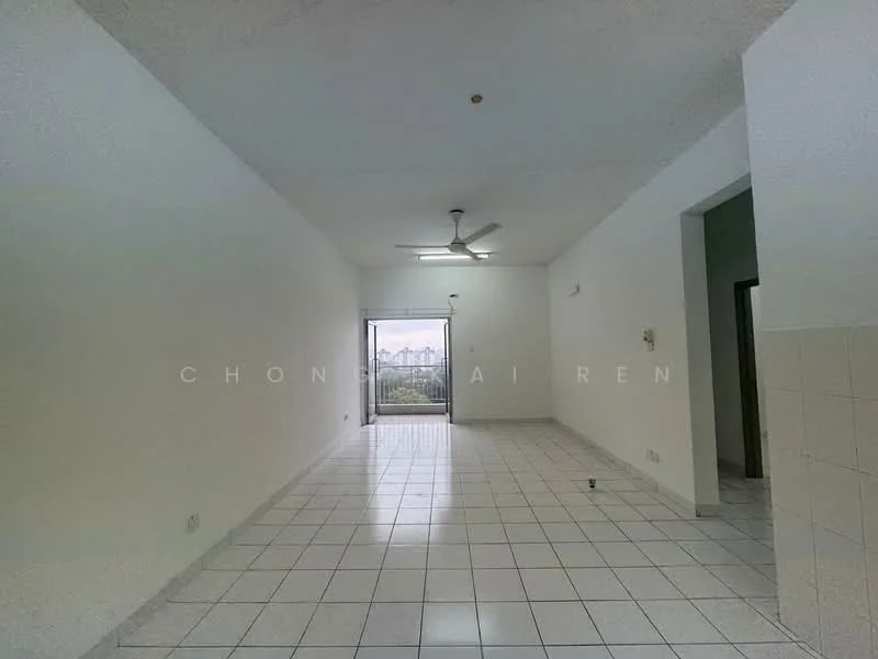 Living features: white painted walls, tiled flooring, 5-blade ceiling fan, floor-to-ceiling sliding glass door, natural light from door, neutral color scheme, no visible furniture, open layout; style: modern; view: city.