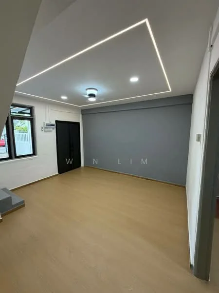 Living features: light wood laminate flooring, grey accent wall, white painted walls, recessed LED downlights, ceiling light fixture, large windows, black sliding door, open layout; style: modern.