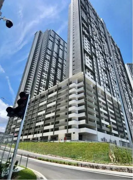 Exterior type: high-rise condominium; features: glass curtain wall, white painted facade, recessed balconies, multiple storeys, landscaped green area, surrounded by road, traffic signal visible; style: modern.
