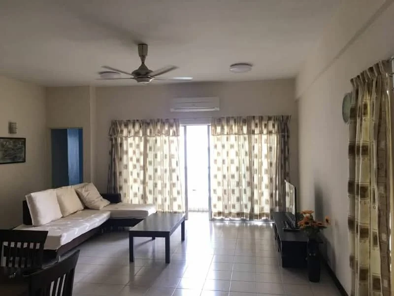 Living features: 3-seater fabric sofa in white, ceiling fan, wall-mounted air conditioning unit, coffee table, TV console, wall-mounted TV, floor-to-ceiling windows with sheer curtains, tiled flooring, decorative wall clock, potted houseplants; style: modern.