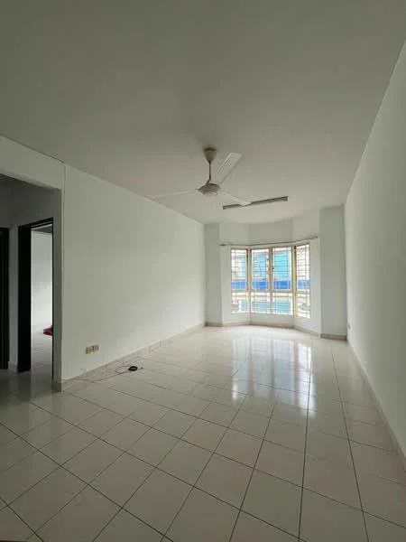 Living features: white painted walls, glossy tile flooring, 5-blade ceiling fan, large bay windows, window treatments, neutral color scheme, no visible furniture, natural light from windows; style: modern; view: city.