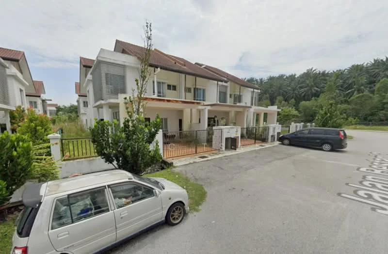 Exterior type: linked terrace house; features: white painted facade, flat roof, two-storey building, manicured lawn, paved walkway, front porch with railing, parking space, surrounded by greenery, driveway, gated entry; style: modern.