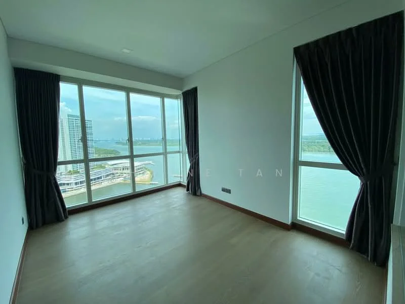 Room features: floor-to-ceiling windows, grey curtains, light wood flooring, white painted walls, city view, sea view; style: modern; view: city.