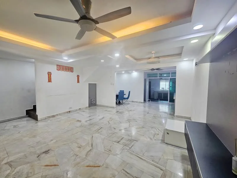 Living features: marble flooring, white painted walls, tray ceiling with recessed lighting, 5-blade ceiling fan, large windows for natural light, open layout, decorative wall features, built-in cabinetry, dining area with blue chairs; style: modern.