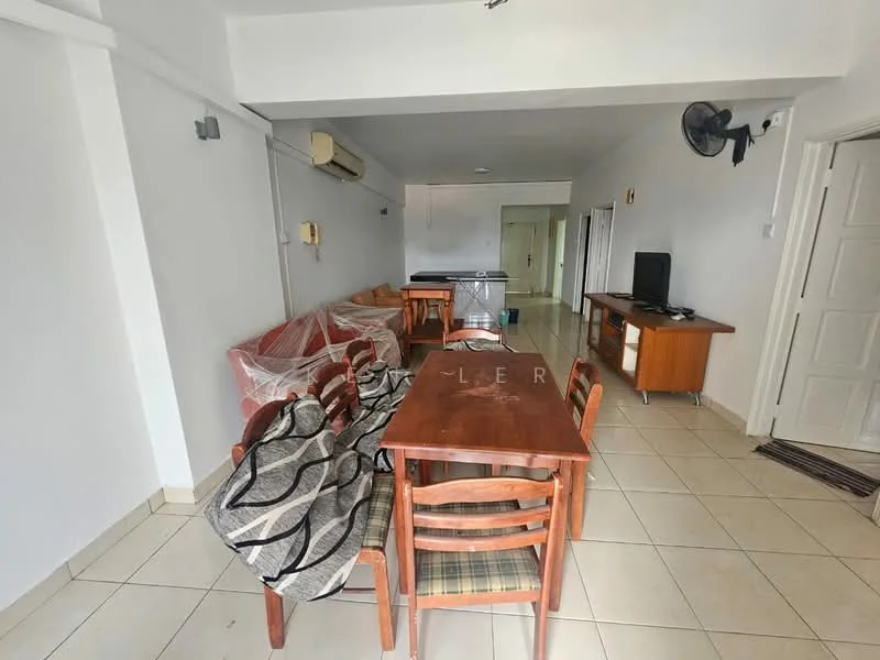 Living features: white painted walls, ceramic tile flooring, ceiling fan, wall-mounted air conditioning unit, dining table with four chairs, sofa covered with plastic, TV console, freestanding TV, wooden sideboard, open layout, natural light from windows, decorative wall paneling; style: modern.