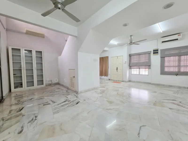 Living features: marble flooring, white painted walls, exposed ceiling beams, 2 ceiling fans, large windows with sheer curtains, built-in glass-front cabinet, air conditioning unit, door leading to outside; style: modern.