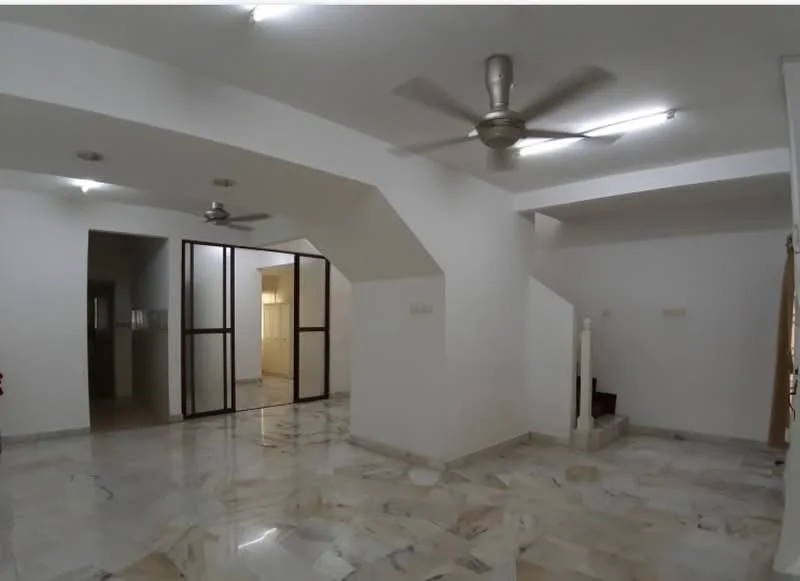 Living features: marble flooring, white painted walls, 5-blade ceiling fan, recessed downlights, open layout, arched entryway, staircase, natural light from windows; style: modern. Room features: white painted walls, marble flooring, 5-blade ceiling fan, recessed downlights.