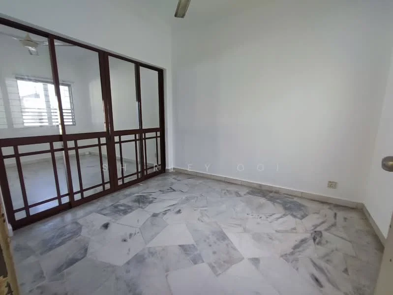 Room features: white painted walls, marble flooring, sliding glass door, ceiling fan, window with horizontal bars, natural light from window.