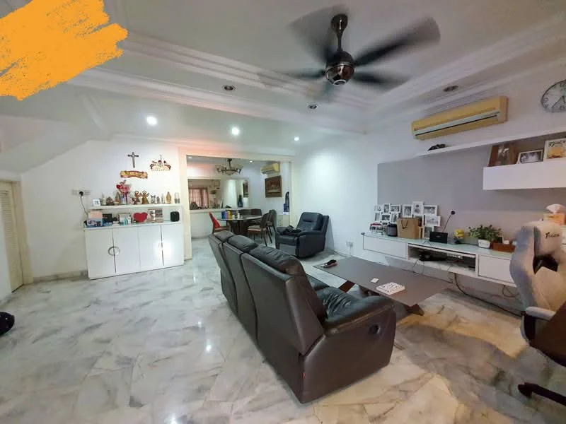 Living features: marble flooring, white painted walls, tray ceiling, 5-blade ceiling fan with light, recessed LED downlights, wall-mounted TV, TV console, 2-seater leather sofa in dark grey, armchair, coffee table, decorative wall clock, open shelving, decorative items on shelves; style: modern.
