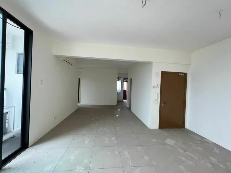 Room features: white painted walls, light grey tiled flooring, floor-to-ceiling windows, sliding glass door, 1 wall-mounted split AC, no visible furniture or decor, open layout, natural light from windows.