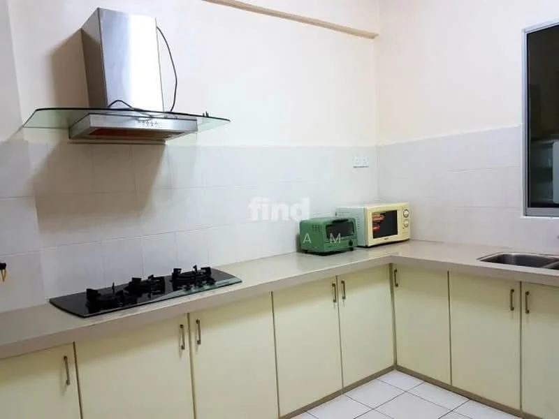 Kitchen features: stainless-steel range hood, 4-burner gas hob, microwave, green countertop, cream cabinetry, white tiled backsplash, sink, window, white tiled flooring; style: modern.