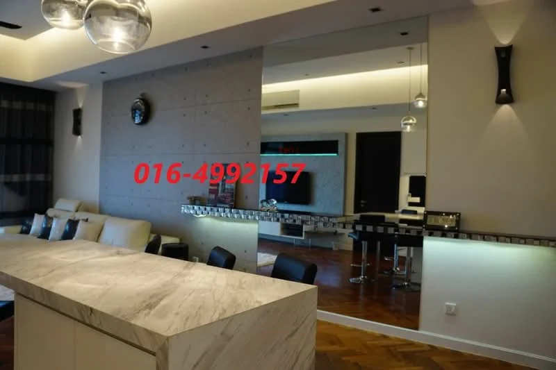Living features: marble countertop, grey concrete accent wall, wood flooring, recessed downlights, pendant lighting, mirrored wall, black bar stools, open layout, sofa seating, decorative wall clock; style: modern.