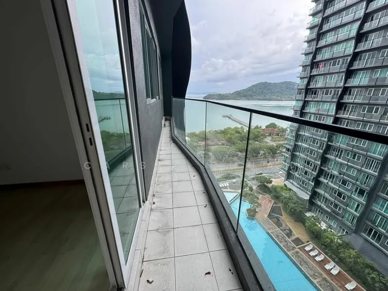 Room features: balcony, floor-to-ceiling sliding glass doors, ceramic tile flooring, glass railing, view of the sea, view of the swimming pool, concrete wall, outdoor space; style: modern; view: sea.